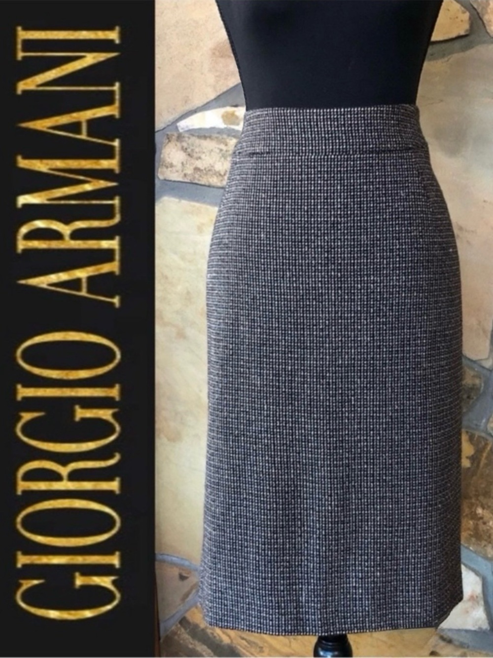 Giorgio Armani Wool Blend Pencil Skirt Gold Accents (Italian 48, US 12)